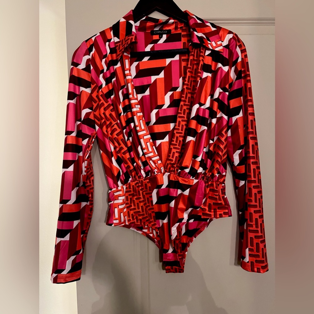 CQ by CQ‎ Deep Plunge Bodysuit Size Small